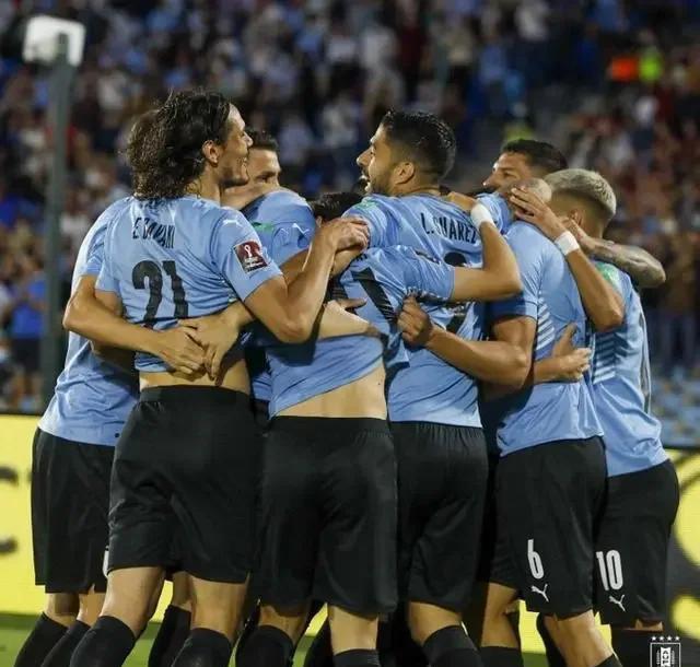 IM体育在线注册-球队反弹能力强，换帅后逆袭连胜