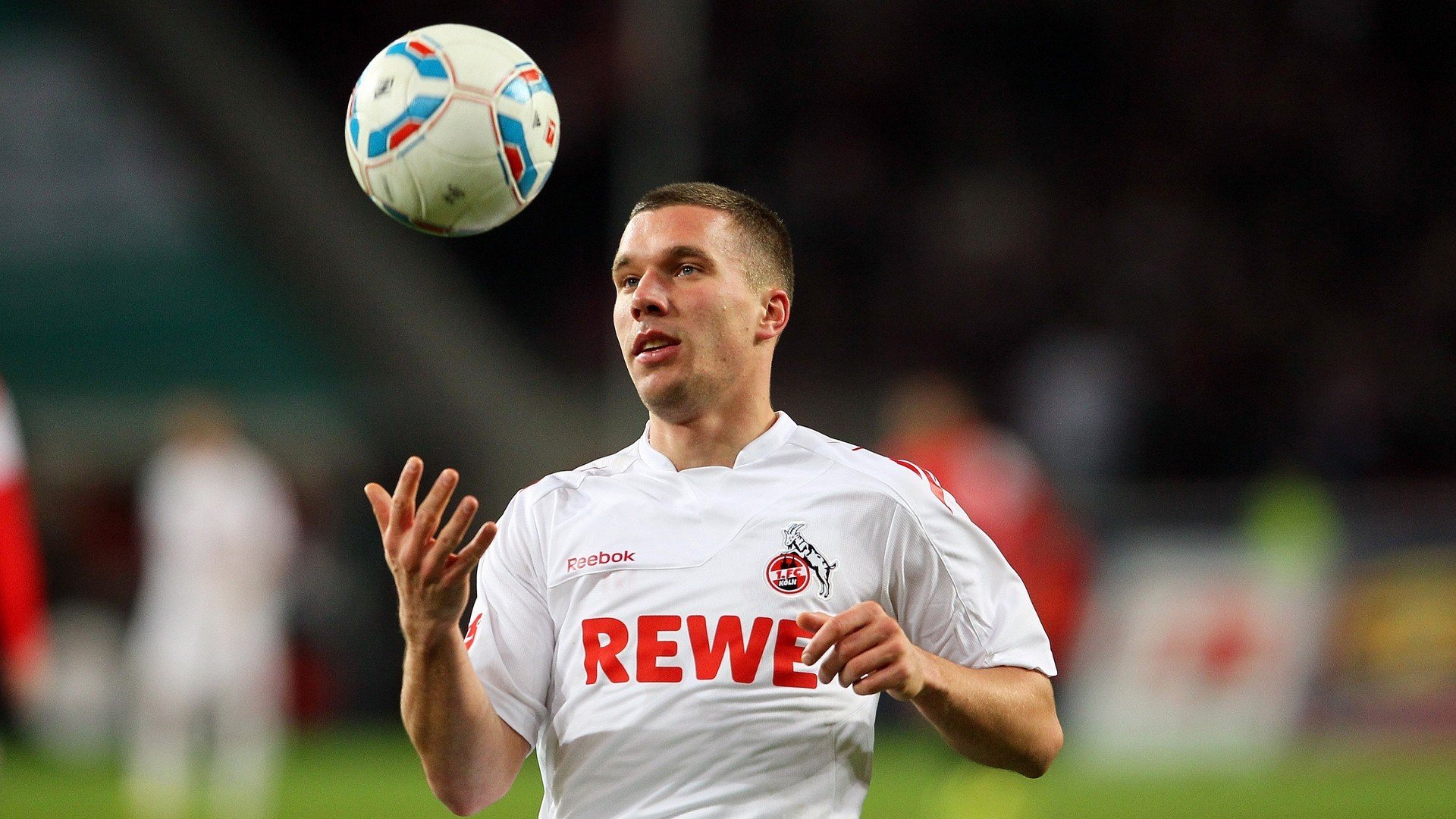 枪手血性征服三狮故土，罗德里戈破纪录之夜映衬英超新格局