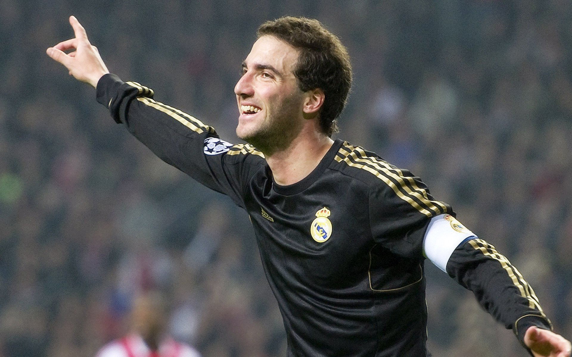 IM体育下载-凯塞多，当几内亚的脊梁，扛起丹麦童话的废墟