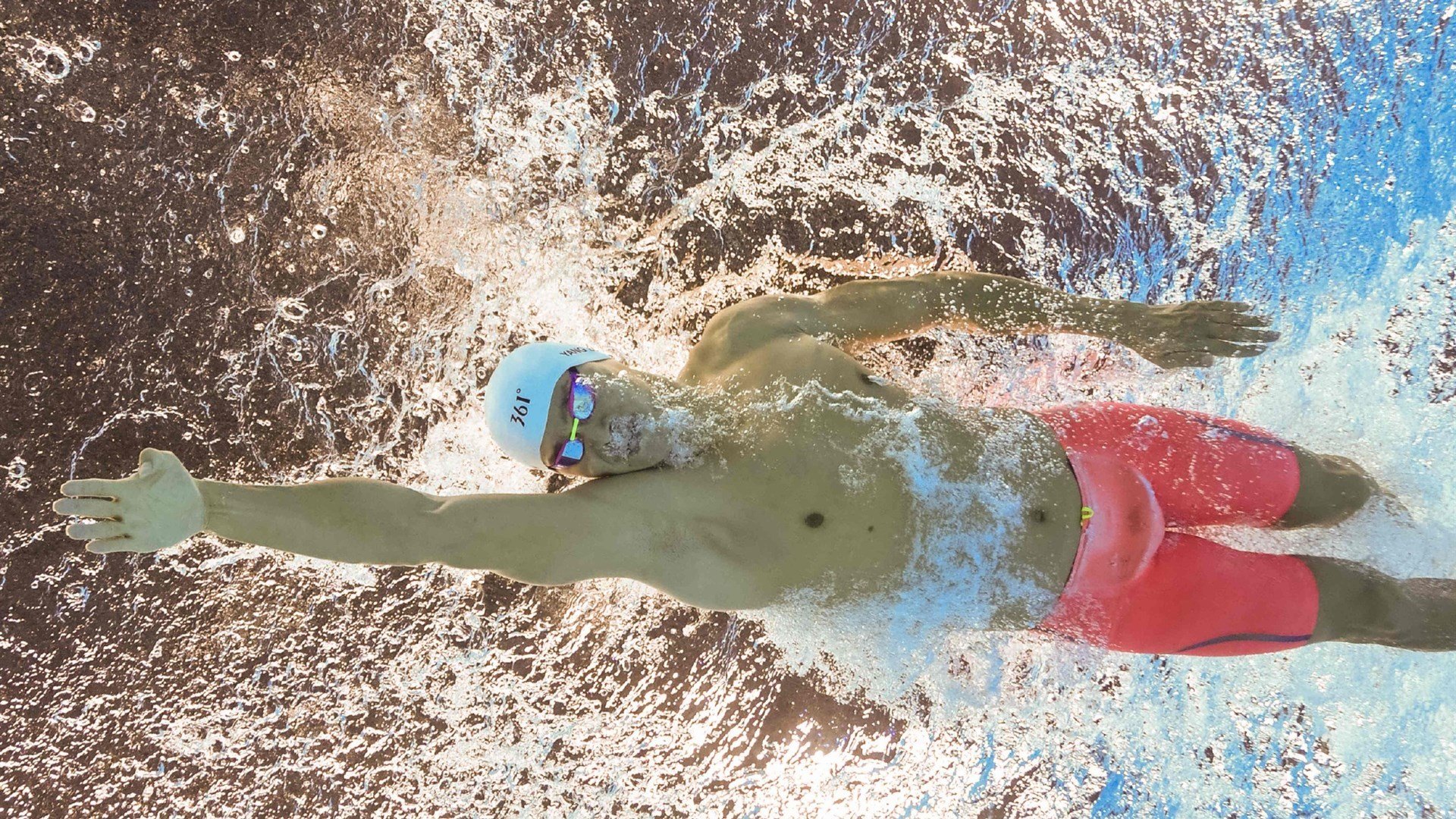 跨越运动的胜利法则，从法国足球的压制哲学到努涅斯的接管时刻