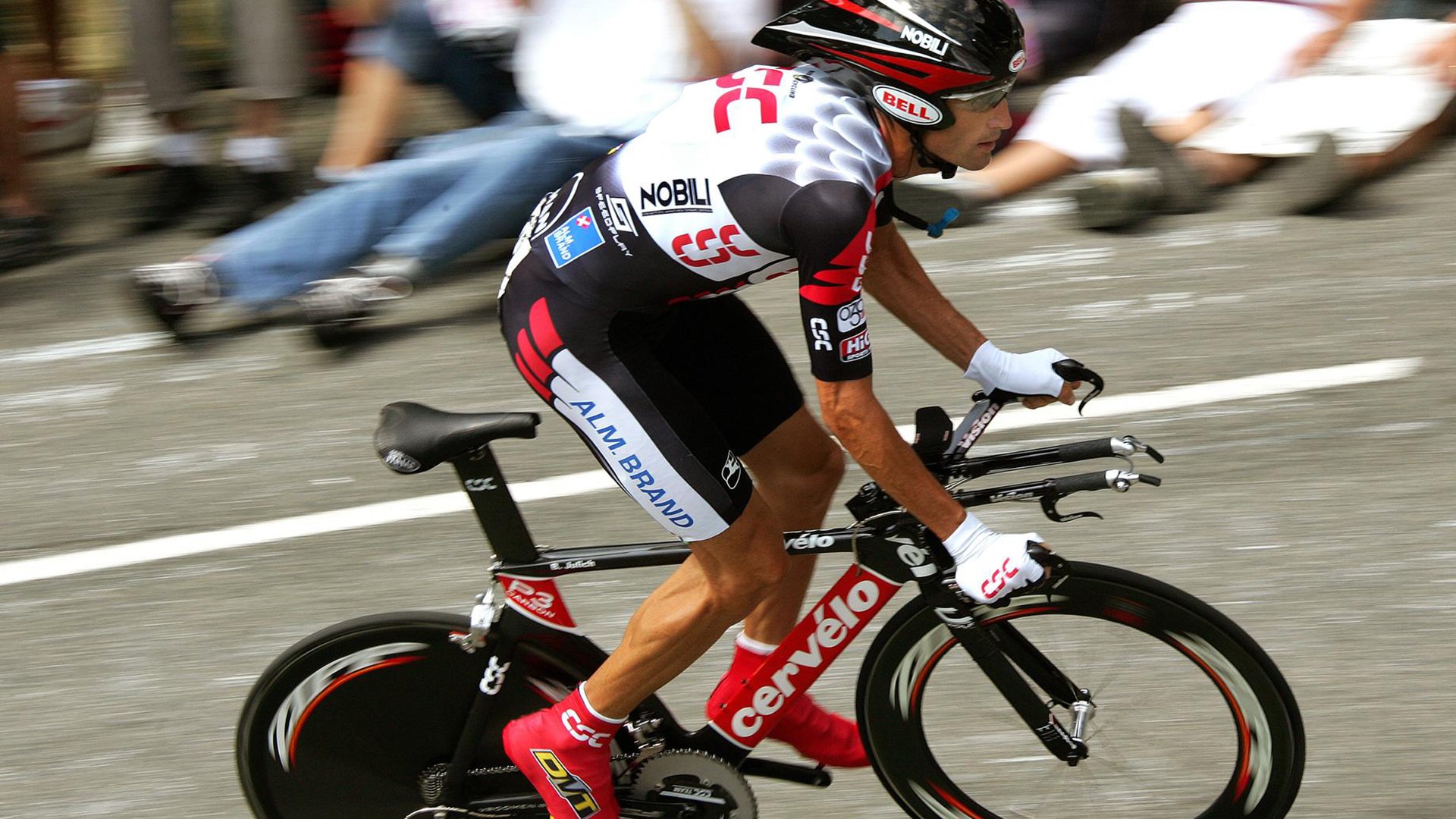 IM体育网页版登录入口-铁血雷恩生死战捍卫法国荣耀，不老魔笛连续得分拉开时代差距