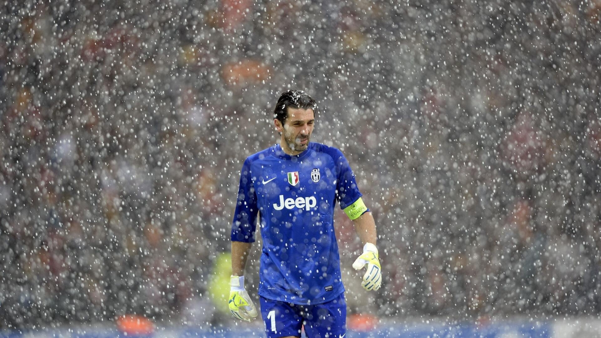 IM体育赛事直播入口-英超争冠之夜，李刚仁节奏完全掌控